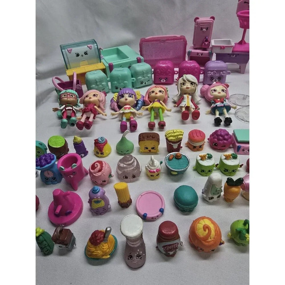 Huge Moose Shopkins Lot- Dolls, Figures, and Accessories + Disney Waffle Set - Picture 8 of 16